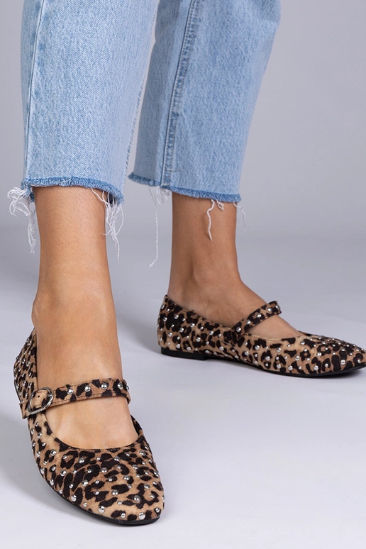 Panter-Muster Ballerinas mit Nieten... Panter-Muster Ballerinas mit Nieten...