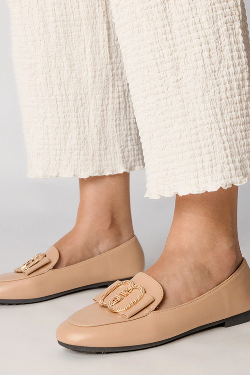 Cremefarbene Damen Mokassins mit... Cremefarbene Damen Mokassins mit...
