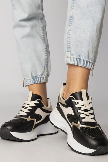 Schwarze Sportschuhe mit... 2