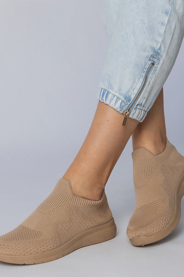 Sandfarbene Sportschuhe mit Sockeneinsatz, „Kreta" 2
