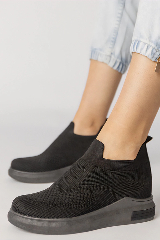 Rote durchbrochene Mokassins aus...