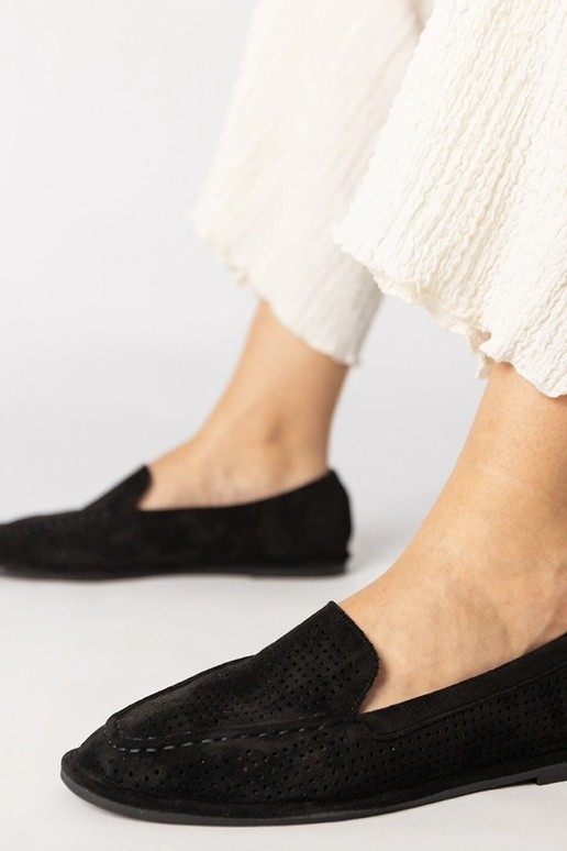 Schwarze durchbrochene Mokassins aus...