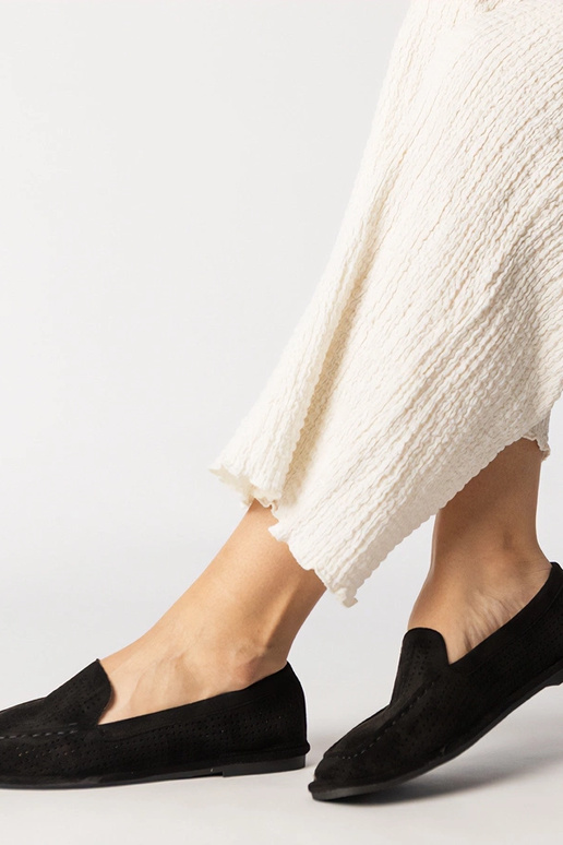 Schwarze durchbrochene Mokassins aus...