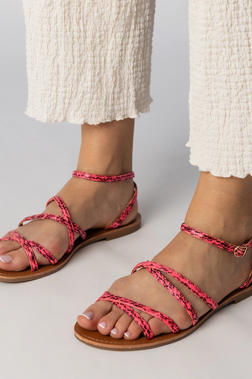 Rosa Sandalen mit flachem Absatz,... Rosa Sandalen mit flachem Absatz,...