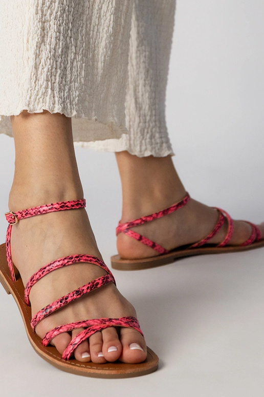 Rosa Sandalen mit flachem Absatz,... Rosa Sandalen mit flachem Absatz,...