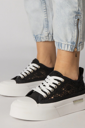 Schwarze luftige Damensportschuhe, „Runna" 2