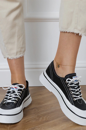 Schwarze Damenplattformschuhe, „Greta" 2