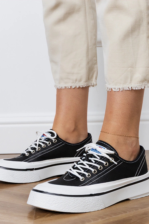 Schwarze Damenplattformschuhe, „Greta"