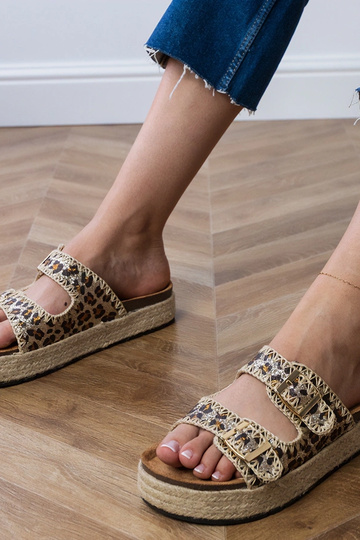 Leopardenmuster glänzende Espadrilles mit Schnallen Induri 2