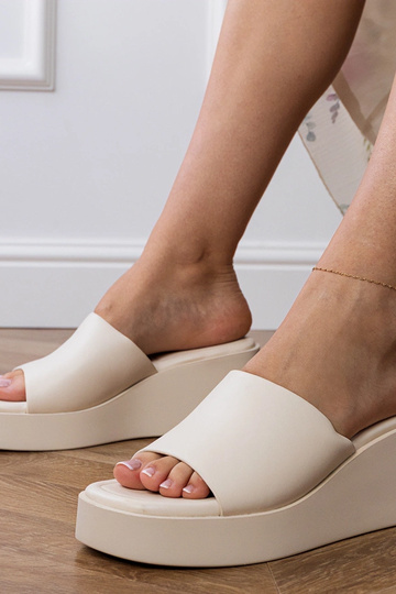 Weiße klassische... 2