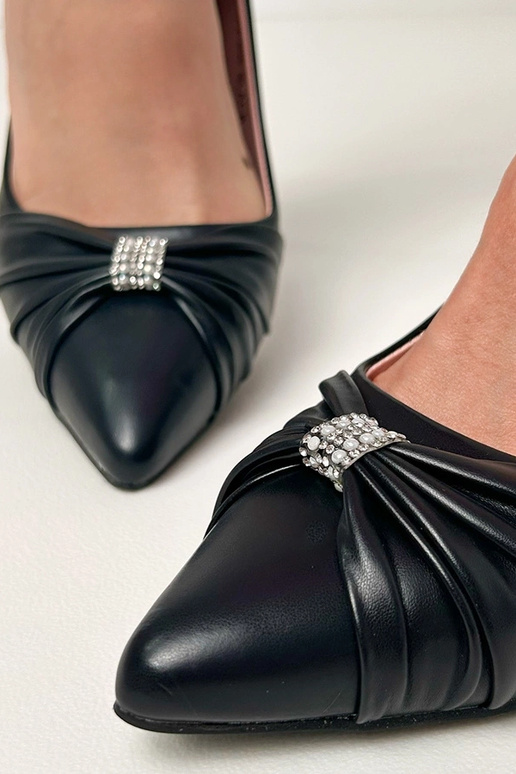 Schwarze klassische Sandalen mit...