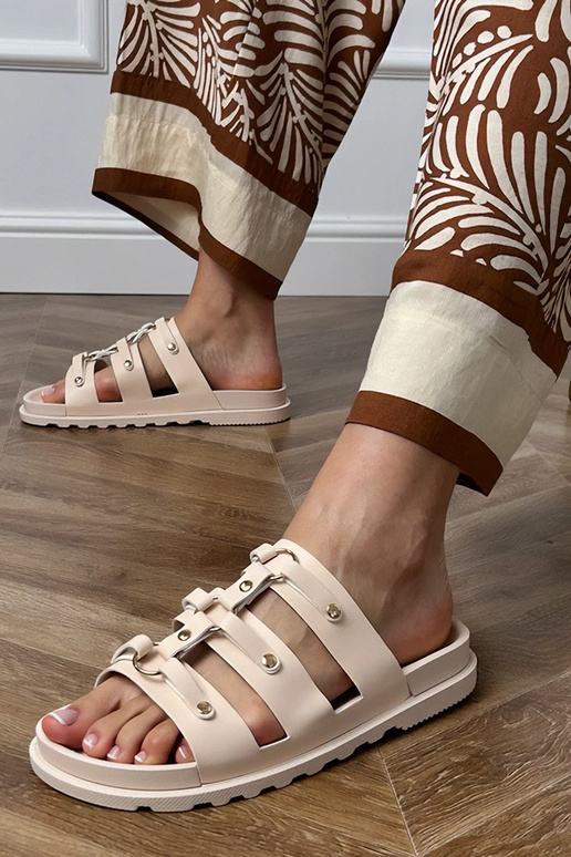 Sandfarbene römische Pantoletten mit...