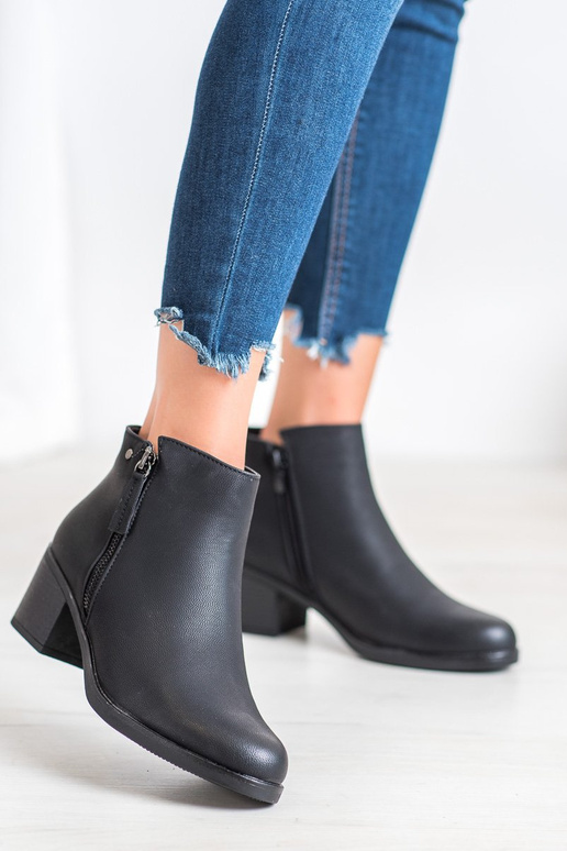 Stiefeletten mit Absatz