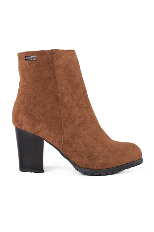 Braune Stiefeletten mit Absatz Braune Stiefeletten mit Absatz