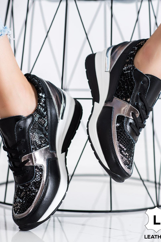 snekarsy schwarze Farbe Shelovet