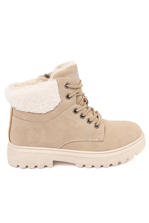 Stiefel aus Kunstleder in modischem... Stiefel aus Kunstleder in modischem...