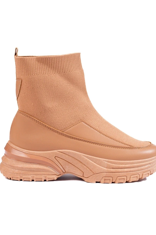 Sportliche Damenschuhe in brauner Farbe