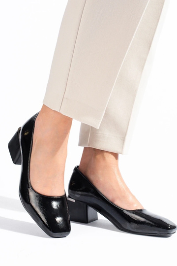 Hochhackige Schuhe von... 2