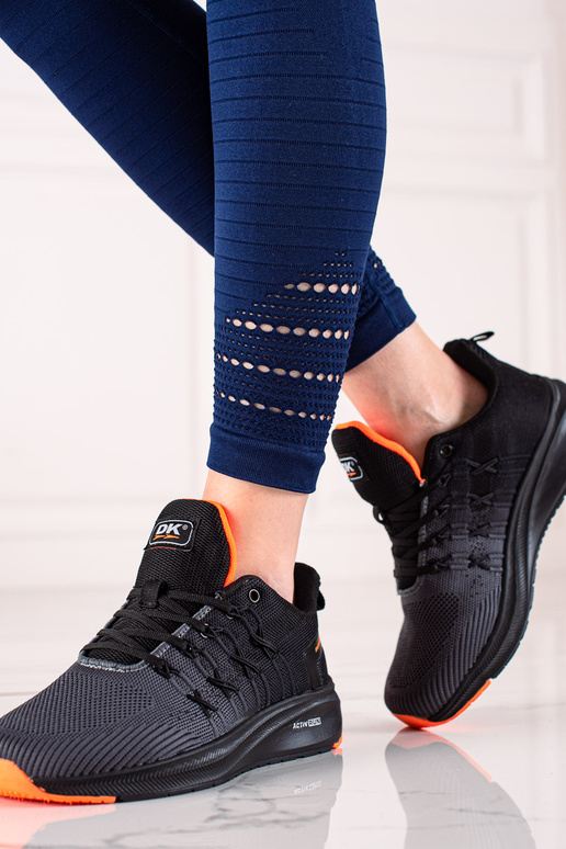 Sportschuhe DK graue Farbe