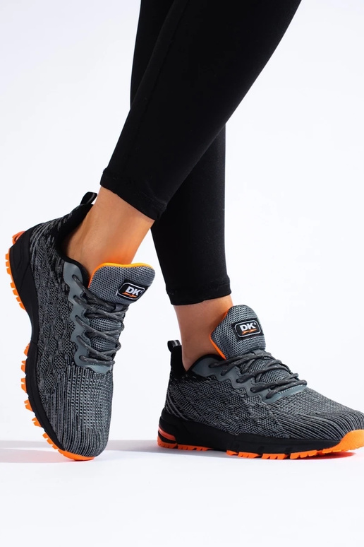 Sneakers Modell Schuhe DK graue Farbe