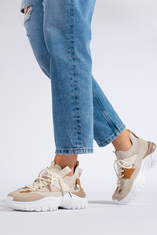 mit Schnürsenkeln Sneakers Modell...