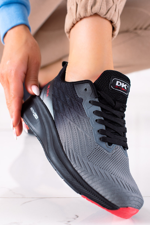 Sportschuhe DK graue Farbe