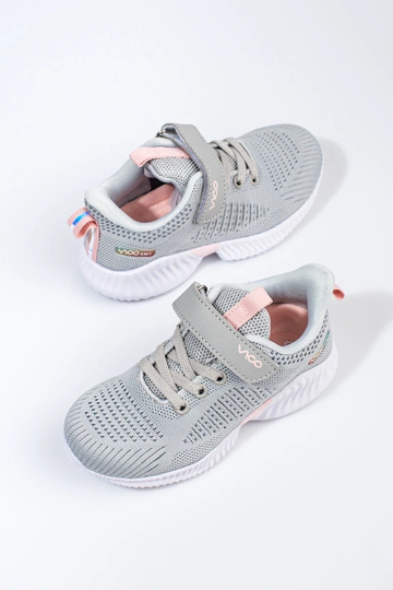 Turnschuhe Modell Schuhe... 2