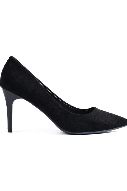 schwarze Wildlederschuhe mit dünnen... schwarze Wildlederschuhe mit dünnen...