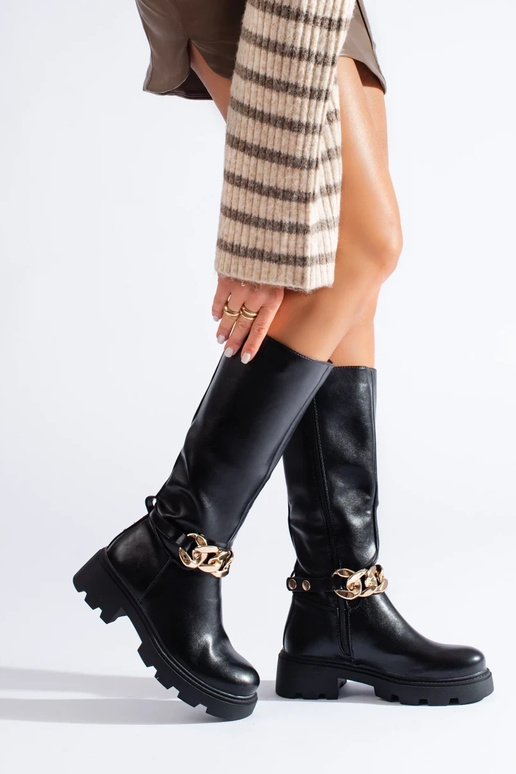 Lange Schuhe mit Kette aus Öko-Leder