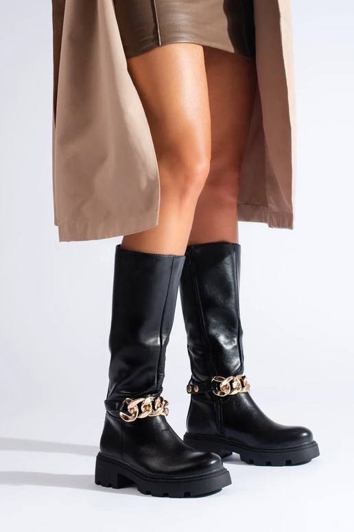 Lange Schuhe mit Kette aus Öko-Leder