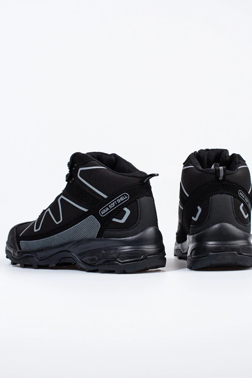 Hohe geschnürte Herren...