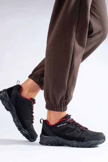 Trekking schlägt DK 2