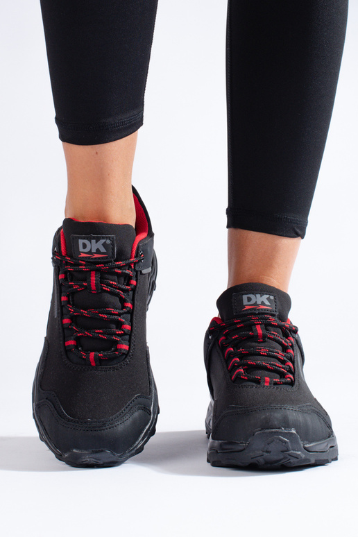 Schwarze wasserdichte Trekking-Schuhe... Schwarze wasserdichte Trekking-Schuhe...