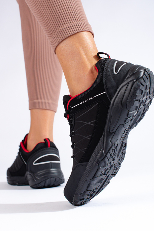 Schwarze und rote wasserdichte... Schwarze und rote wasserdichte...