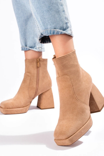 Damenstiefel mit breiter... 2