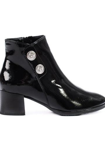 Klassische lackierte...