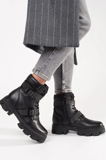 Stiefeletten mit schwarzen... 2