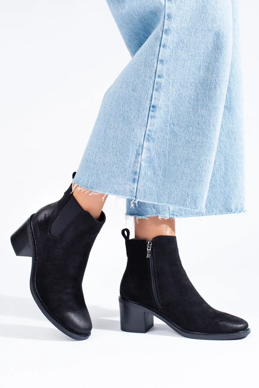 schwarze Damenschuhe mit Absatz