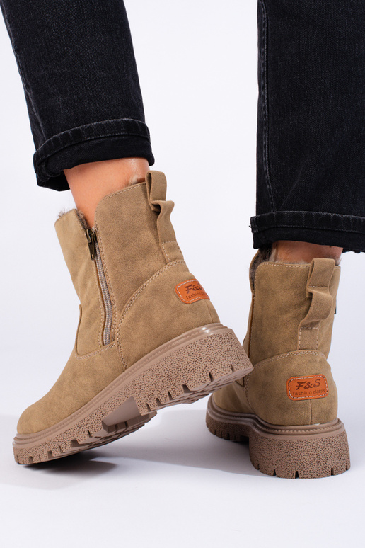 Isolierte Damenstiefel in...