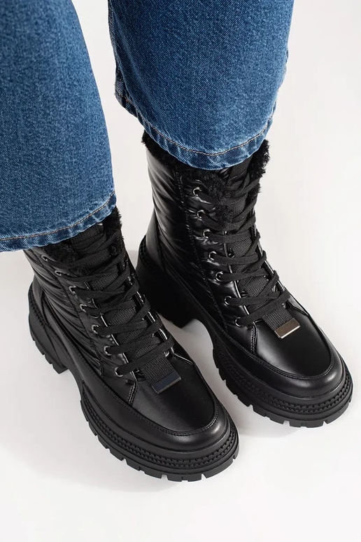 Schwarze Damen-Schneestiefel mit... Schwarze Damen-Schneestiefel mit...