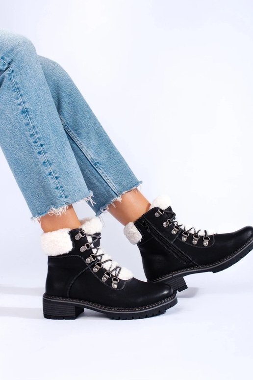 Schuhe für Damen mit Schaffell in... Schuhe für Damen mit Schaffell in...