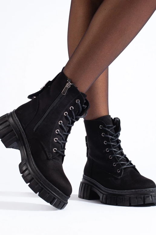 Wildlederstiefel mit Plateau...