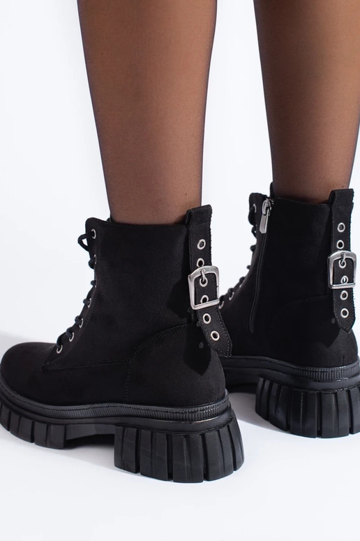 Wildlederstiefel mit Plateau...