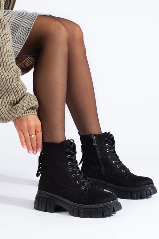 Wildlederstiefel mit Plateau...