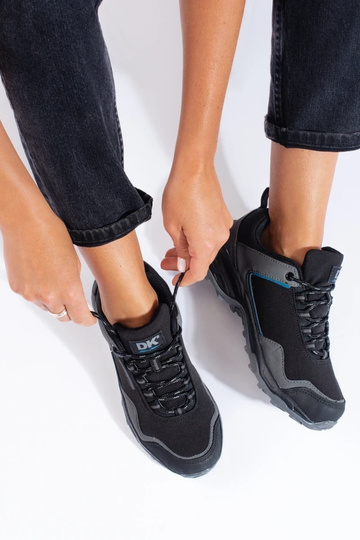 Trekkingschuhe DK... 2