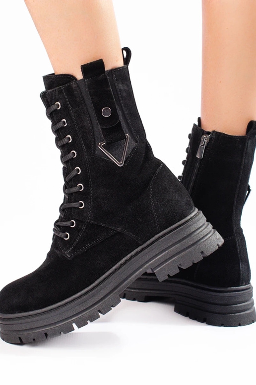 Hohe Damenschuhe aus echtem Leder in...