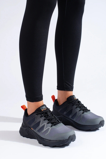 graue Trekkingschuhe DK... 2