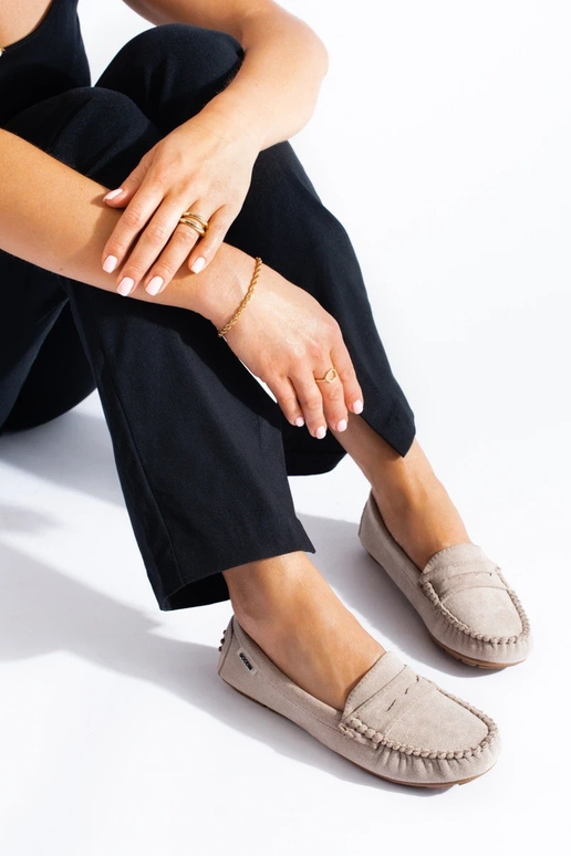 Wildleder-Damenmokassins Shelovet beige