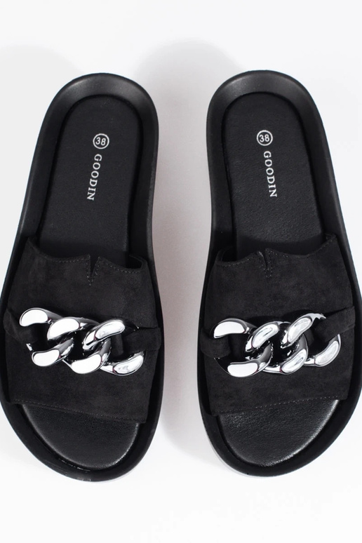 schwarze Hausschuhe mit Plateau...