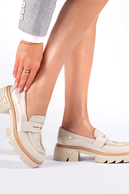 Beige Mokassins mit Plateau Shelovet Beige Mokassins mit Plateau Shelovet